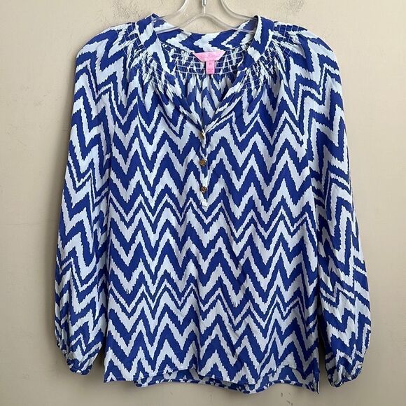Lilly Pulitzer 100% Silk Blue White Chevron Elsa Blouse XS - Picture 1 of 8